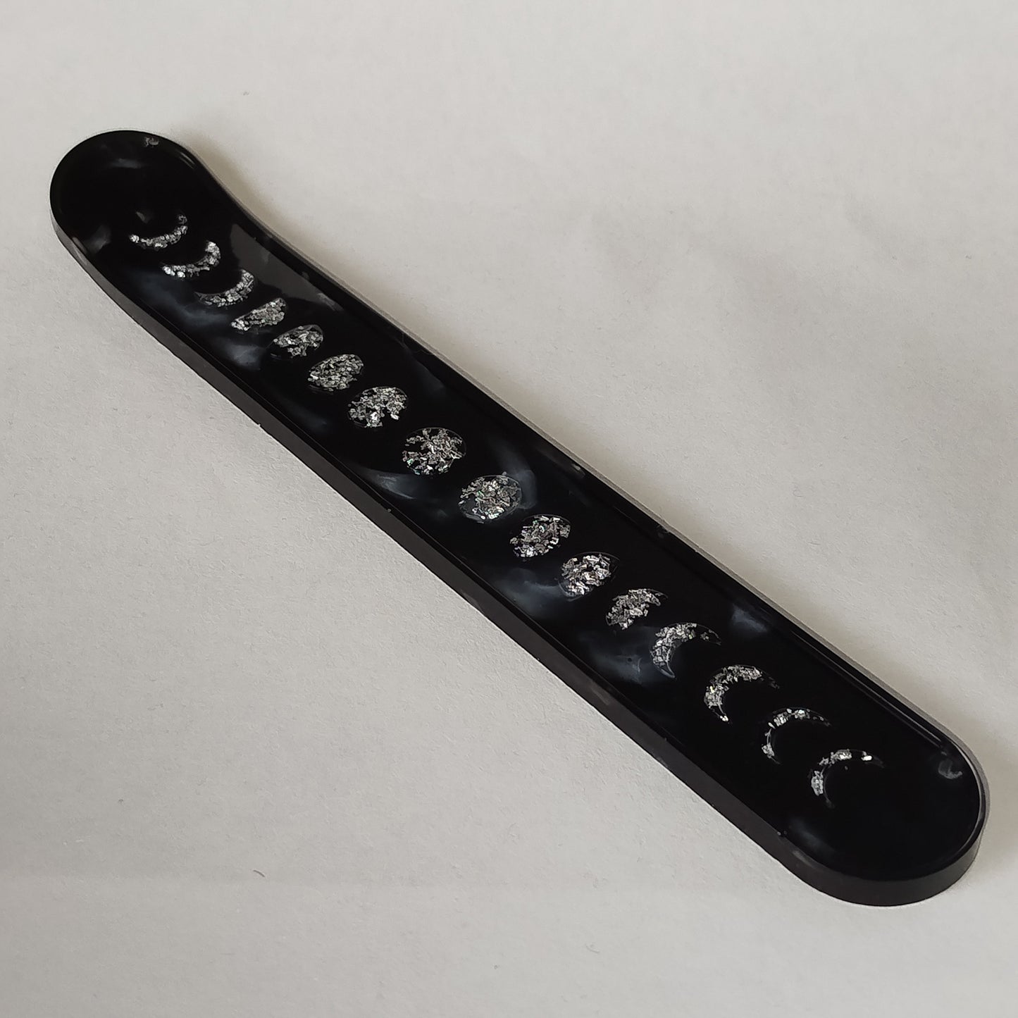 Porte-encens noir marbré blanc motifs phases de la lune
